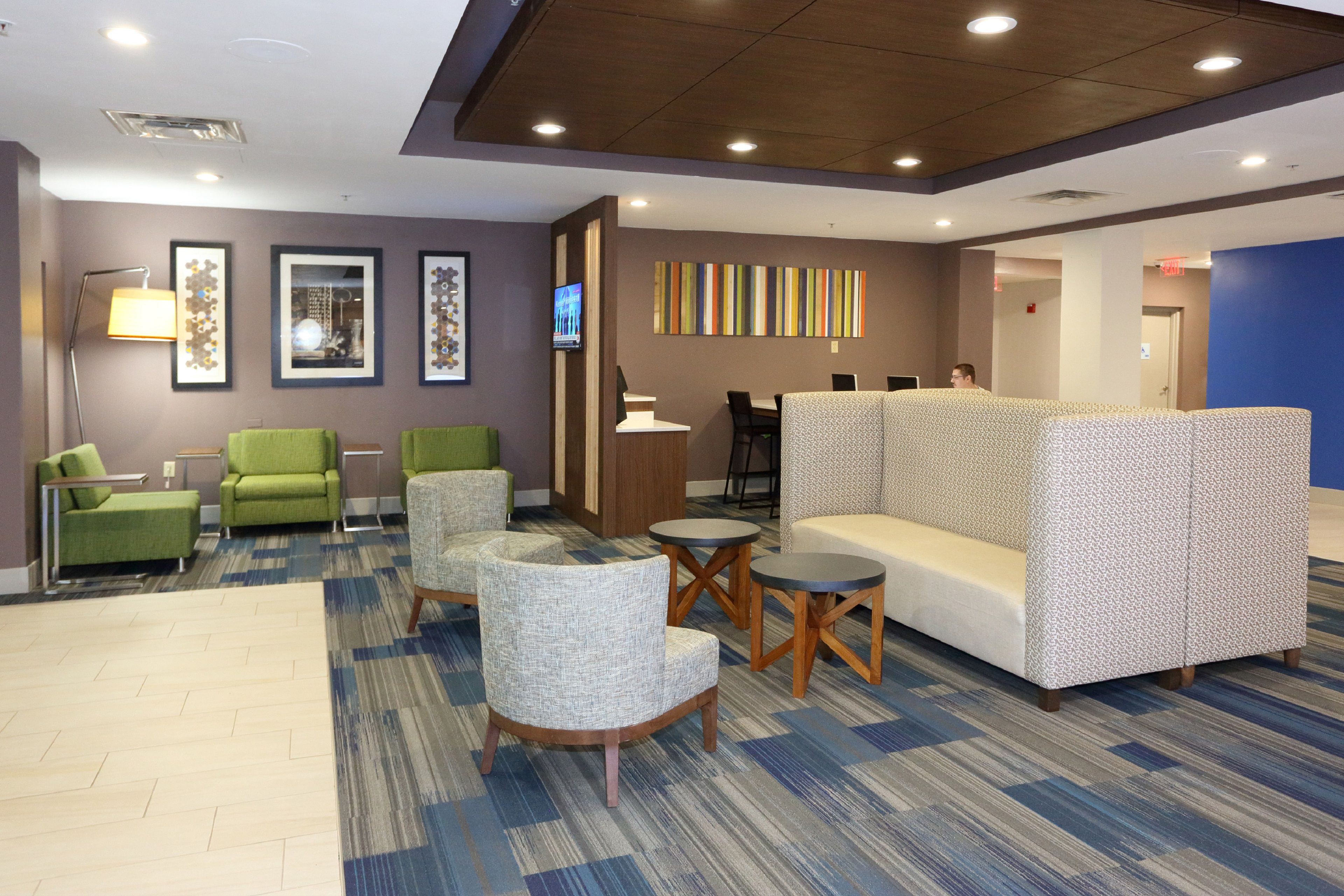 Holiday Inn Express Newport News in Newport News, VA 23601