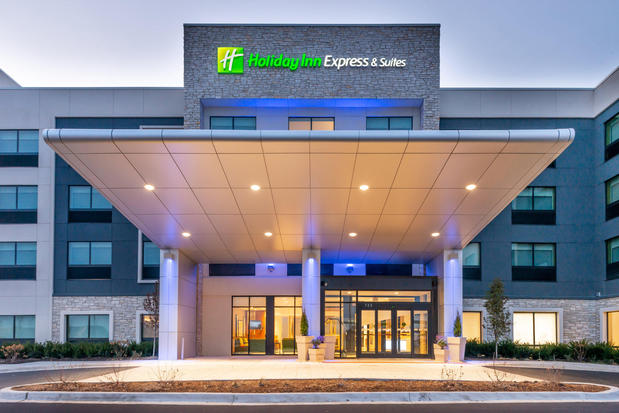 Images Holiday Inn Express & Suites Romeoville - Joliet North by IHG