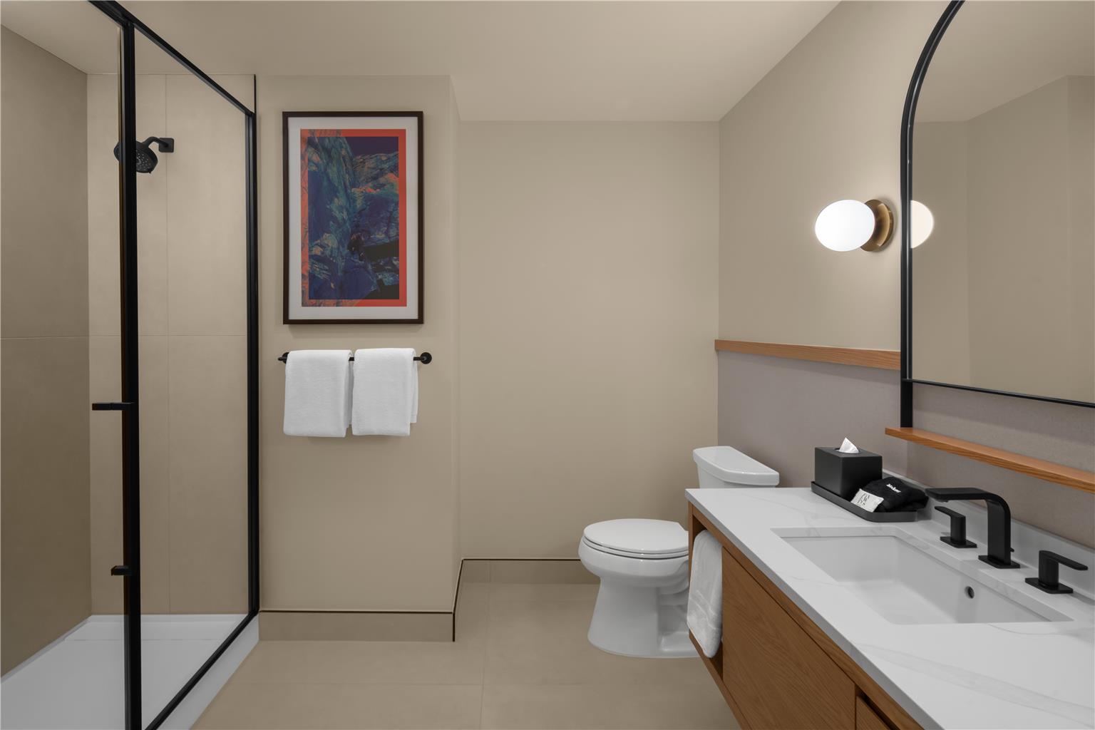 Guest room bath