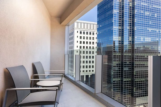 Images The Art Hotel Denver, Curio Collection by Hilton