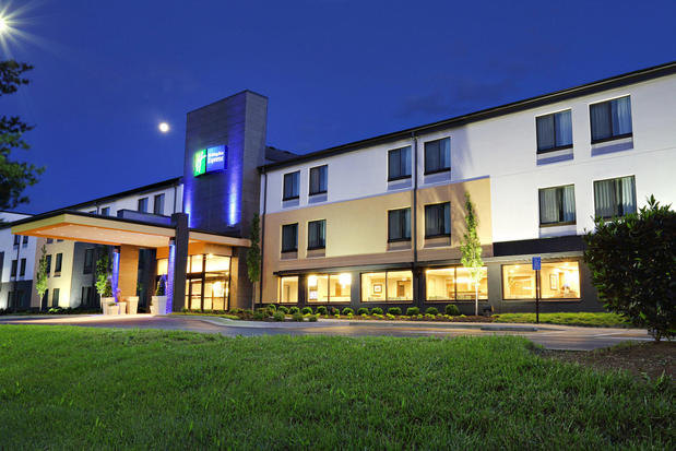 Images Holiday Inn Express Brentwood South - Franklin by IHG