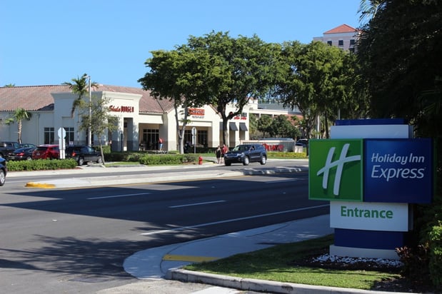 Images Holiday Inn Express Ft. Lauderdale Cruise-Airport by IHG