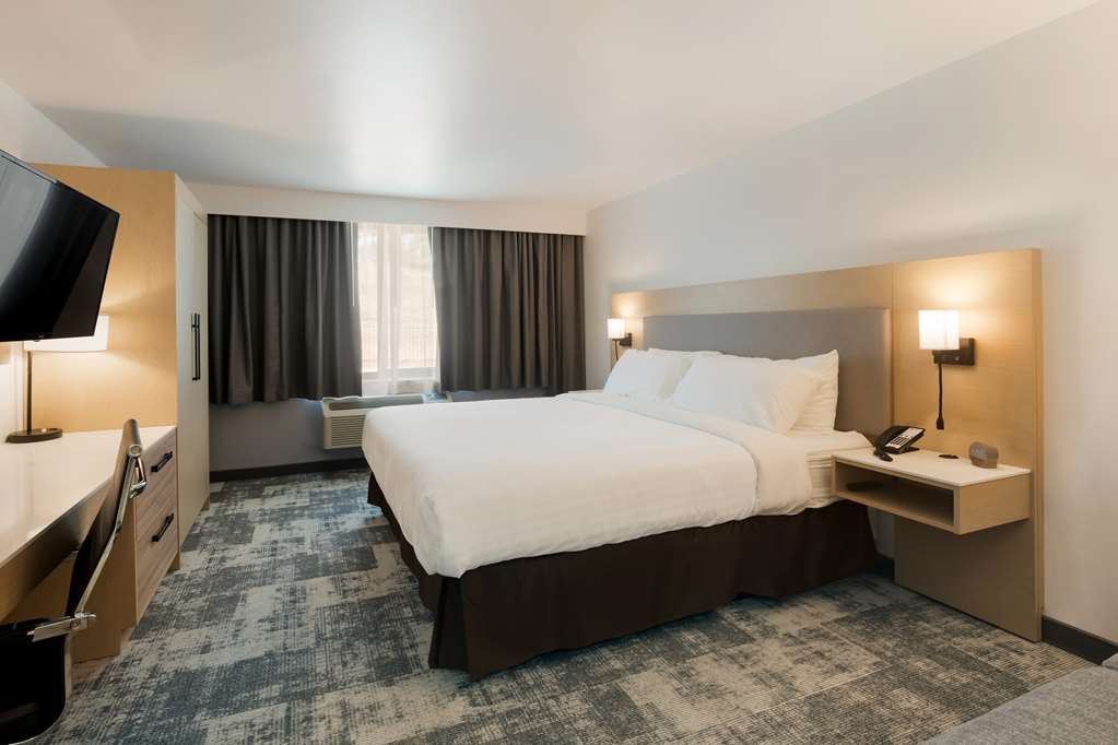 King Bedroom