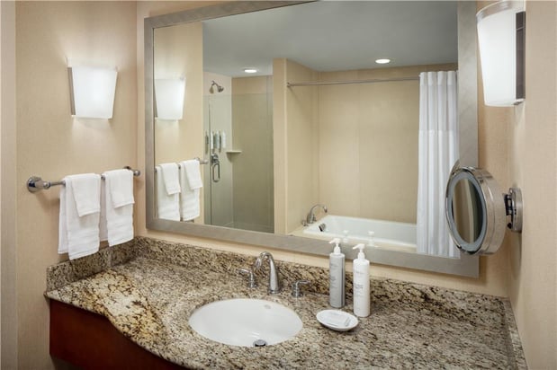 Images Hilton Garden Inn Portland Downtown Waterfront