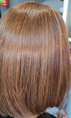 Images JENNIFER ACOSTA PELUQUERÍA Y ESTÉTICA UNISEX asesoramiento gratuito