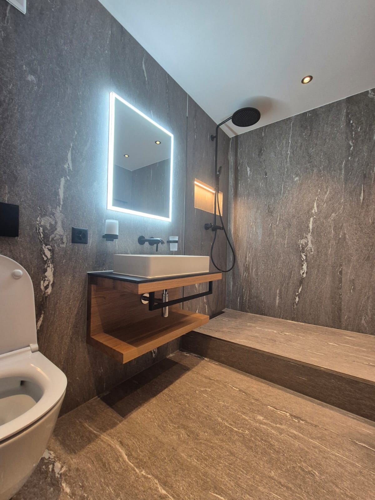 MEHDI Haustechnik GmbH, Almendsberg 574 in Walzenhausen