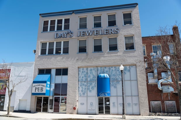 Images Day's Jewelers | Waterville, ME