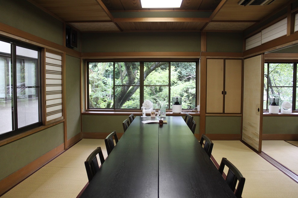 Images 逢坂山かねよ 本店