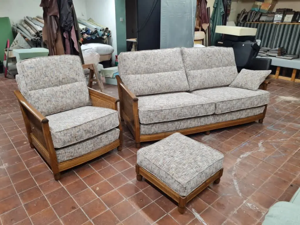 Images T.MC Upholstery