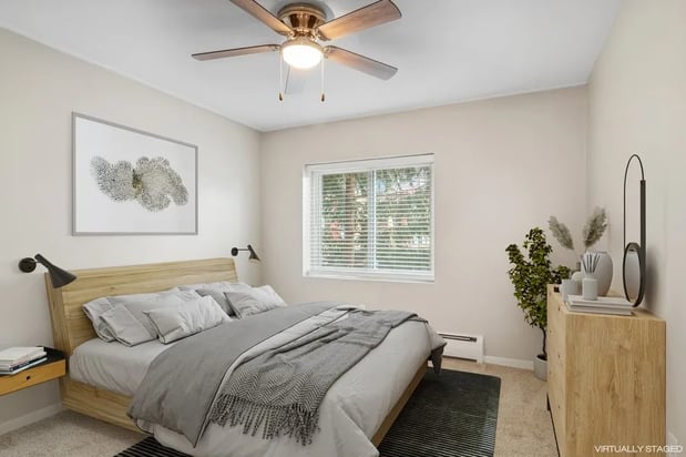 Images Cove at Linden Hills