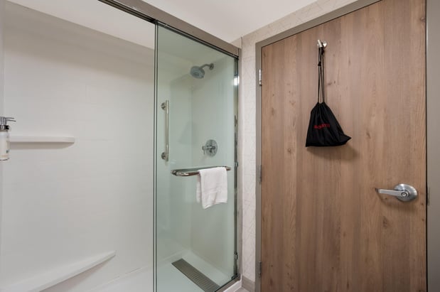 Images Holiday Inn Express & Suites Lexington by IHG
