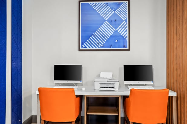 Images Holiday Inn Express & Suites Tumwater - Olympia by IHG