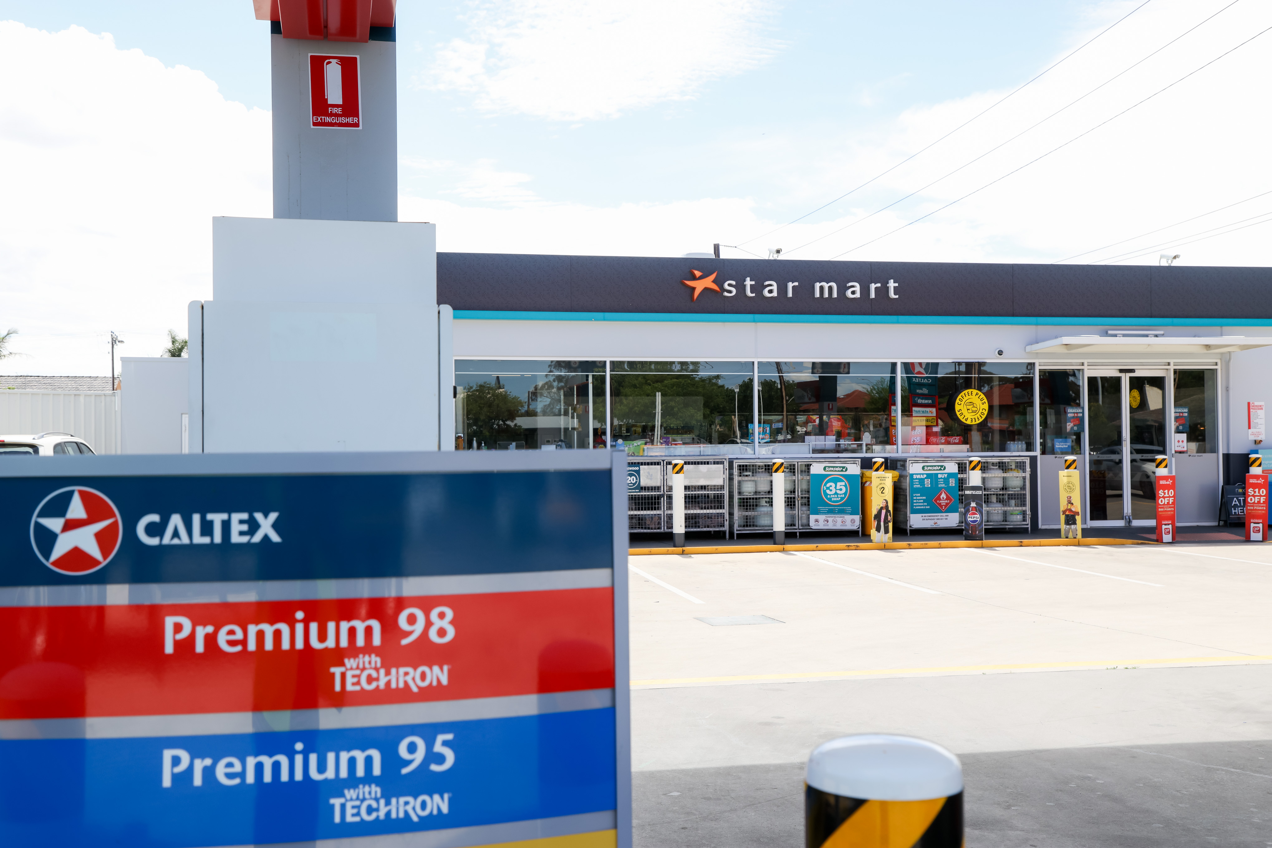 Images Caltex Park Holme