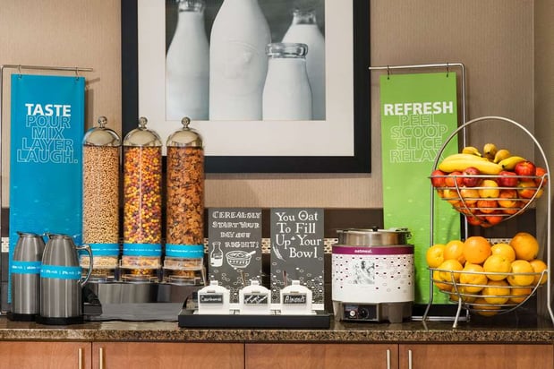 Images Hampton Inn & Suites Phoenix Glendale-Westgate