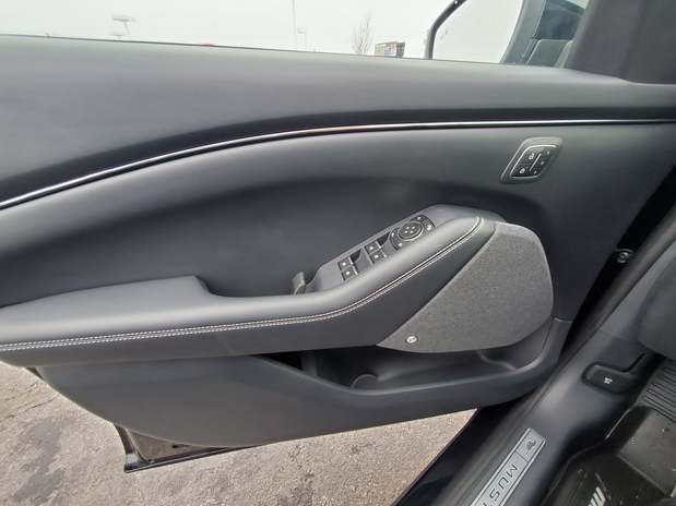Images Currie Motors Ford of Frankfort