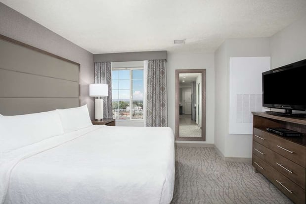 Images Homewood Suites by Hilton Albuquerque-Journal Center