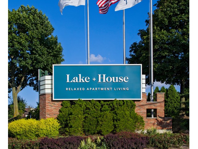 Images Lake+House Apartments