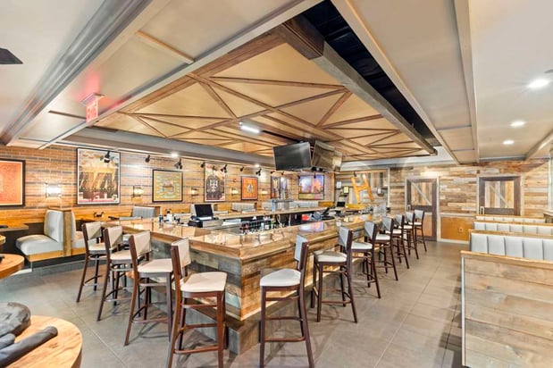 Images DoubleTree by Hilton Front Royal Blue Ridge Shadows