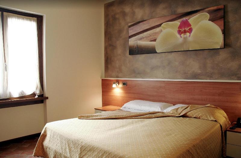 Images Albergo Bed & Wine