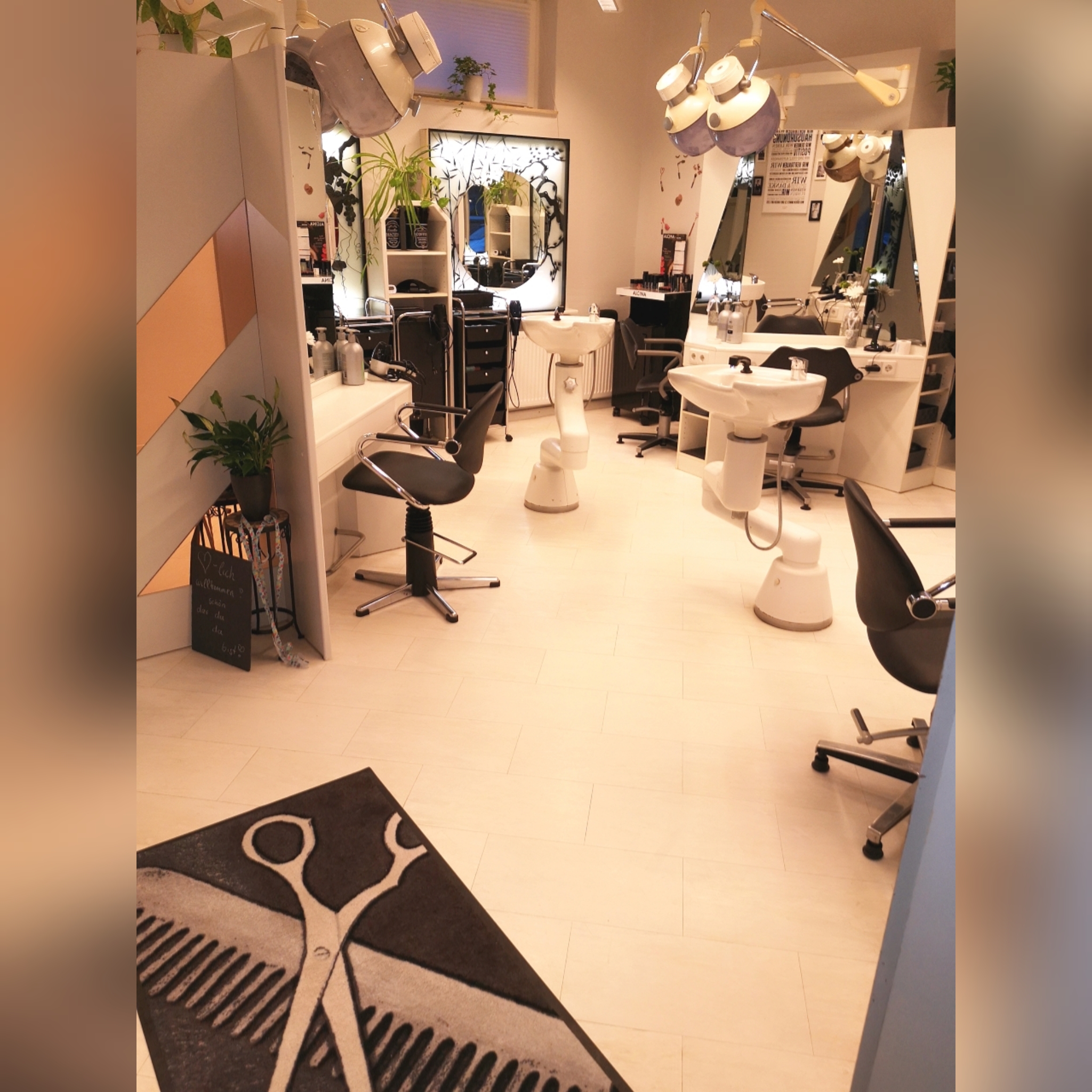 Salon Olschowsky Inhaber Claudia Ulm, Bahnhofstr. 22 in Siedenburg