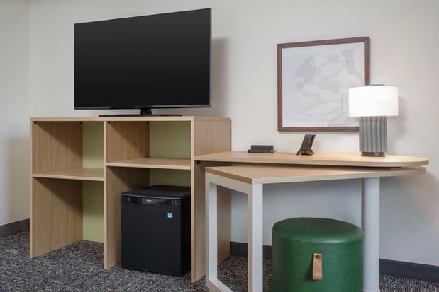 Images Spark by Hilton Miami Doral