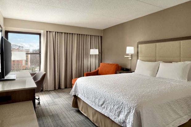 Images Hampton Inn Philadelphia/Mt. Laurel