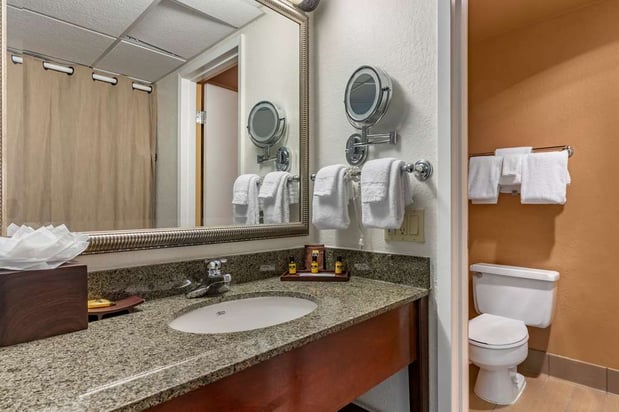 Images Best Western Plus Garden Court Inn
