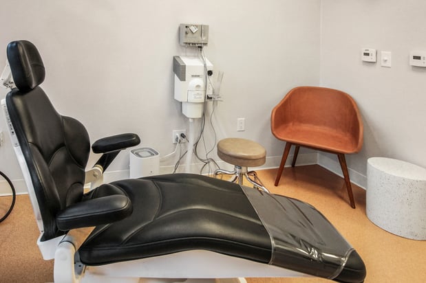 Images Moy, Fincher, Chipps Facial Plastics & Dermatology - Beverly Hills