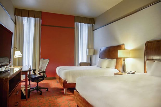 Images Hilton Garden Inn Milwaukee Downtown