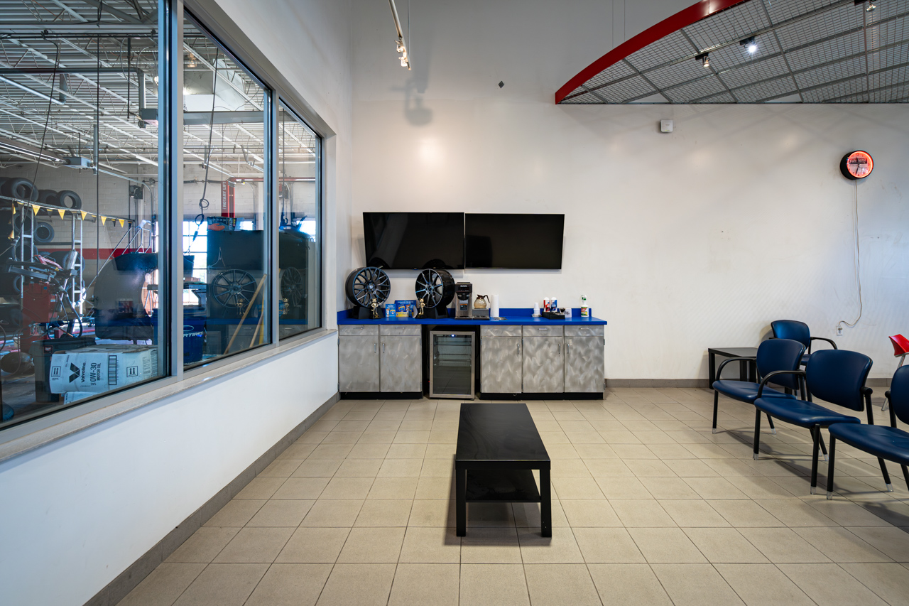 Tire Discounters TD Performance | Tires, Wheels, Services, Fluids, & more