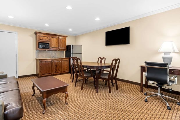 Images Best Western Forest Inn