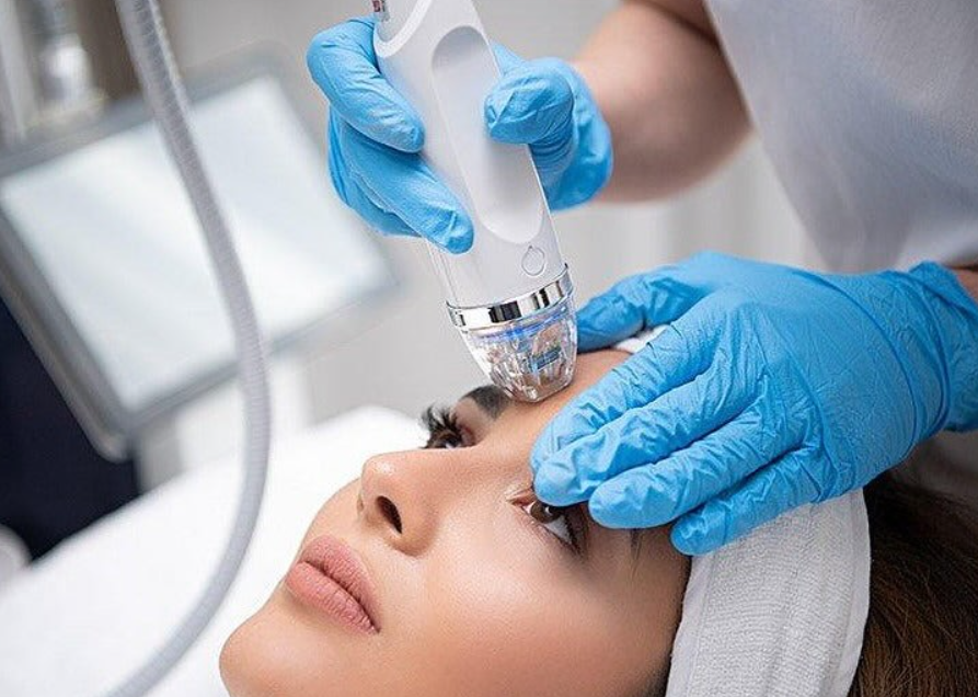 Images Clinique d'Esthétique Leila - Hydrafacial, Microblading, Épilation Laser Sainte-Foy