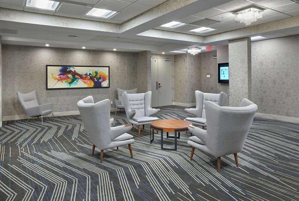 Images DoubleTree by Hilton Edmonton Downtown