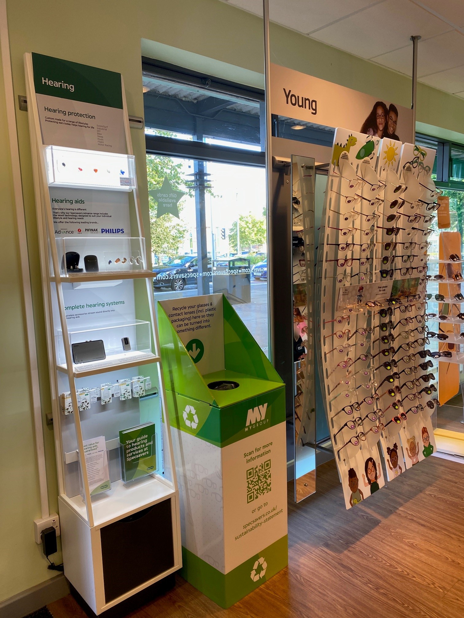 Images Specsavers Opticians and Audiologists - Barrhead