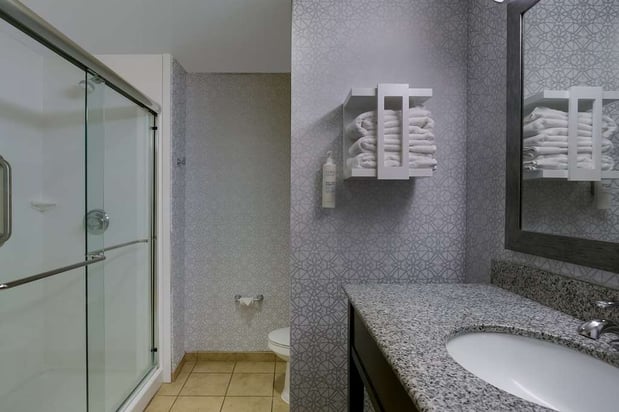 Images Hampton Inn & Suites Wilmington Christiana