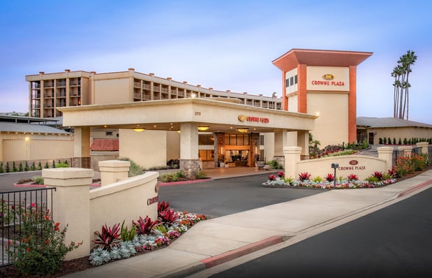 Images Crowne Plaza San Diego - Mission Valley by IHG