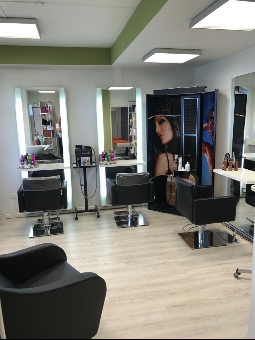 Coiffeur & Beauty Number One, Alpenblick 5 in Cham