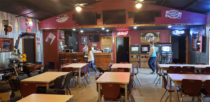 T's Sports Bar and Grill Photo