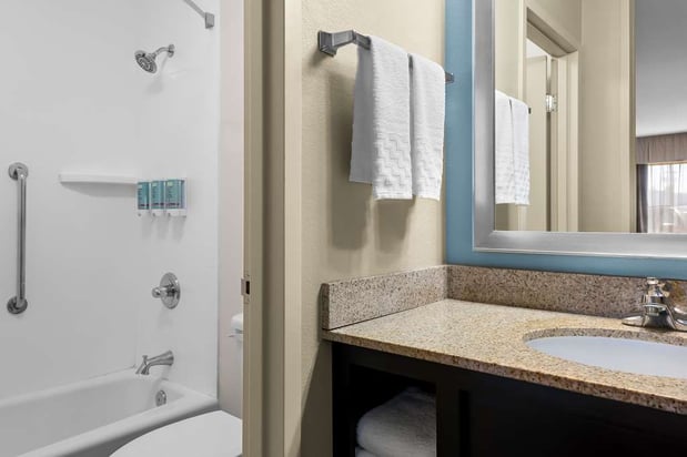 Images Best Western Newport Inn
