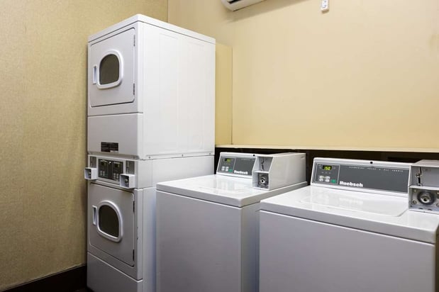 Images Hampton Inn & Suites Baton Rouge - I-10 East