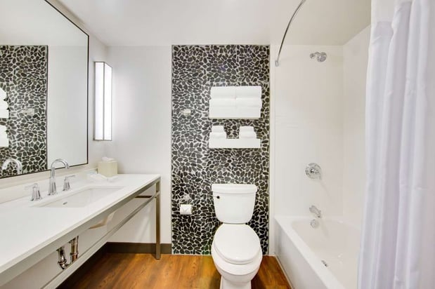 Images Hilton Garden Inn North Houston Spring