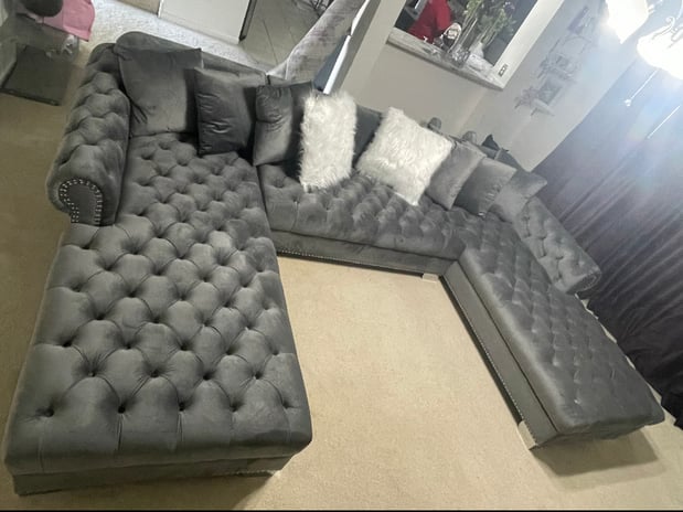 Images Bayou Furniture