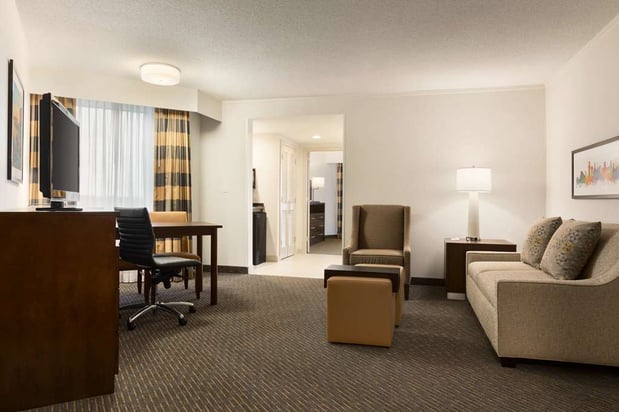 Images Embassy Suites by Hilton Baltimore at BWI Airport
