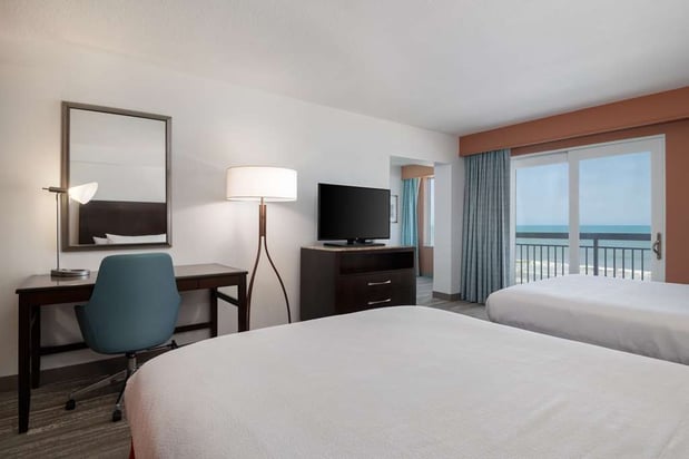 Images Hilton Garden Inn Daytona Beach Oceanfront