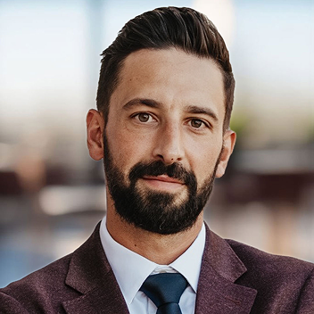 Headshot of Brandon Landry, Portfolio Manager & Financial Planner.