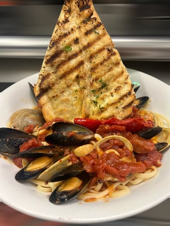 Images Leo's Italian Restaurant & Pizzeria