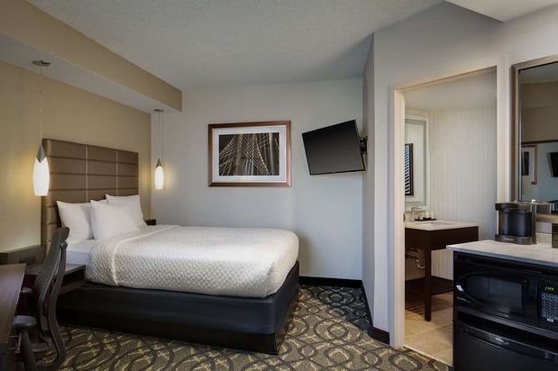 Images Embassy Suites by Hilton Dallas Love Field