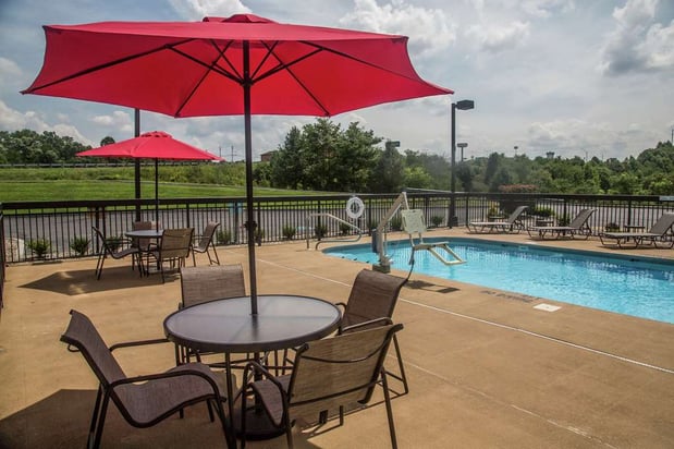 Images Hampton Inn Summersville