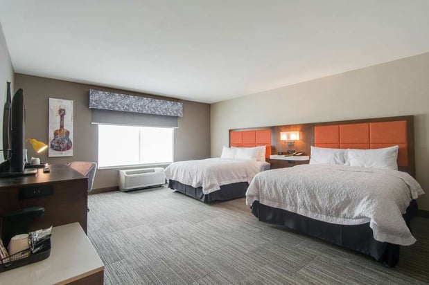 Images Hampton Inn & Suites Nashville North Skyline