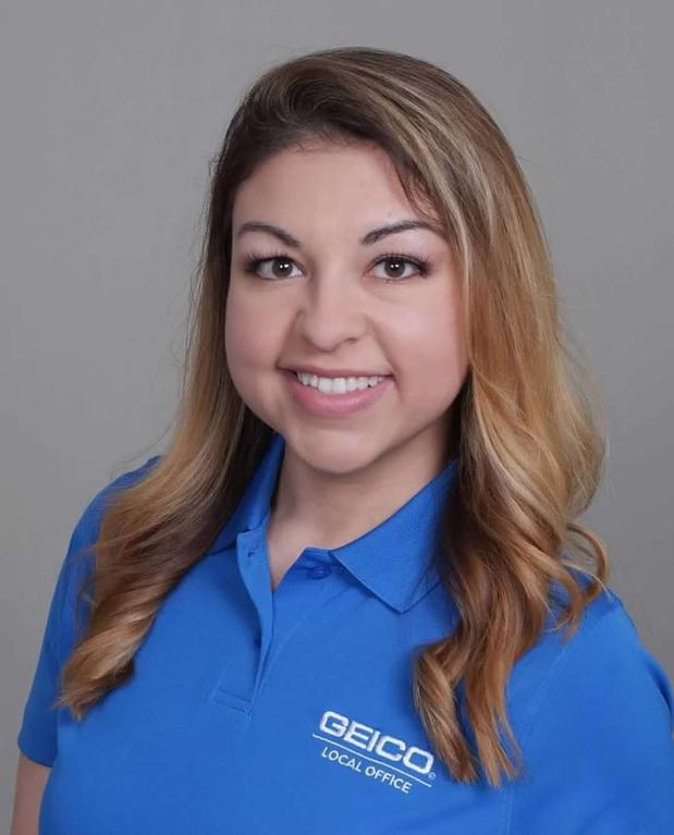 Images Mandy Bradley - GEICO Insurance Agent